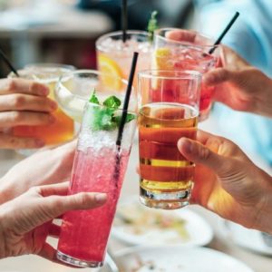 RECETAS DE CÓCTELES FÁCILES