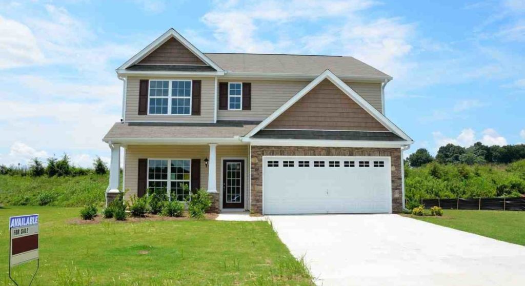 Exclusión y Deducción de Vivienda Extranjera