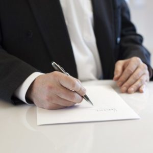 ¿Qué es un Título Defectuoso? Todo lo Que Debe Saber