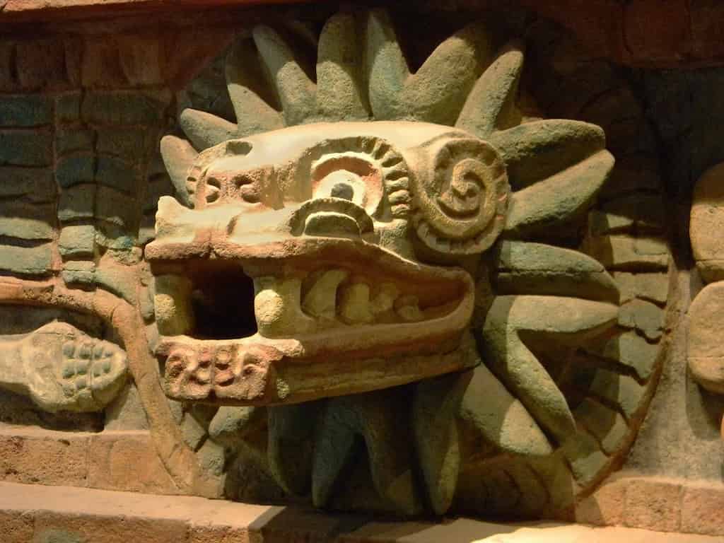 Quetzalcoatl dios
